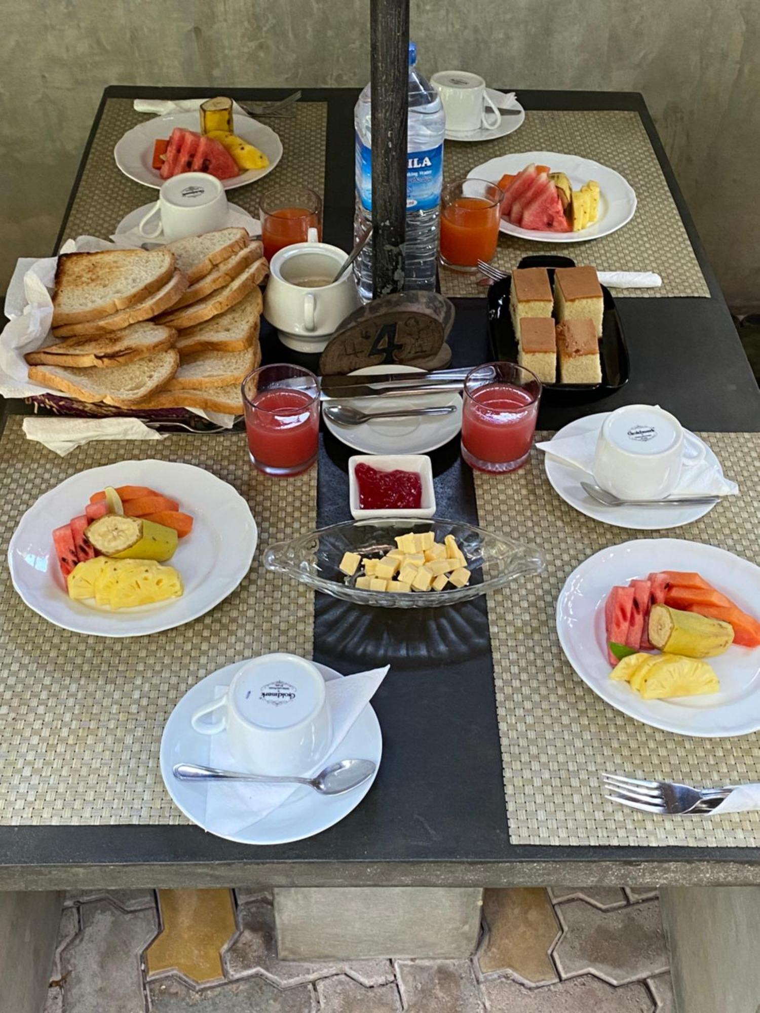 Hotel Tinaya ดัมบูลลา ภายนอก รูปภาพ